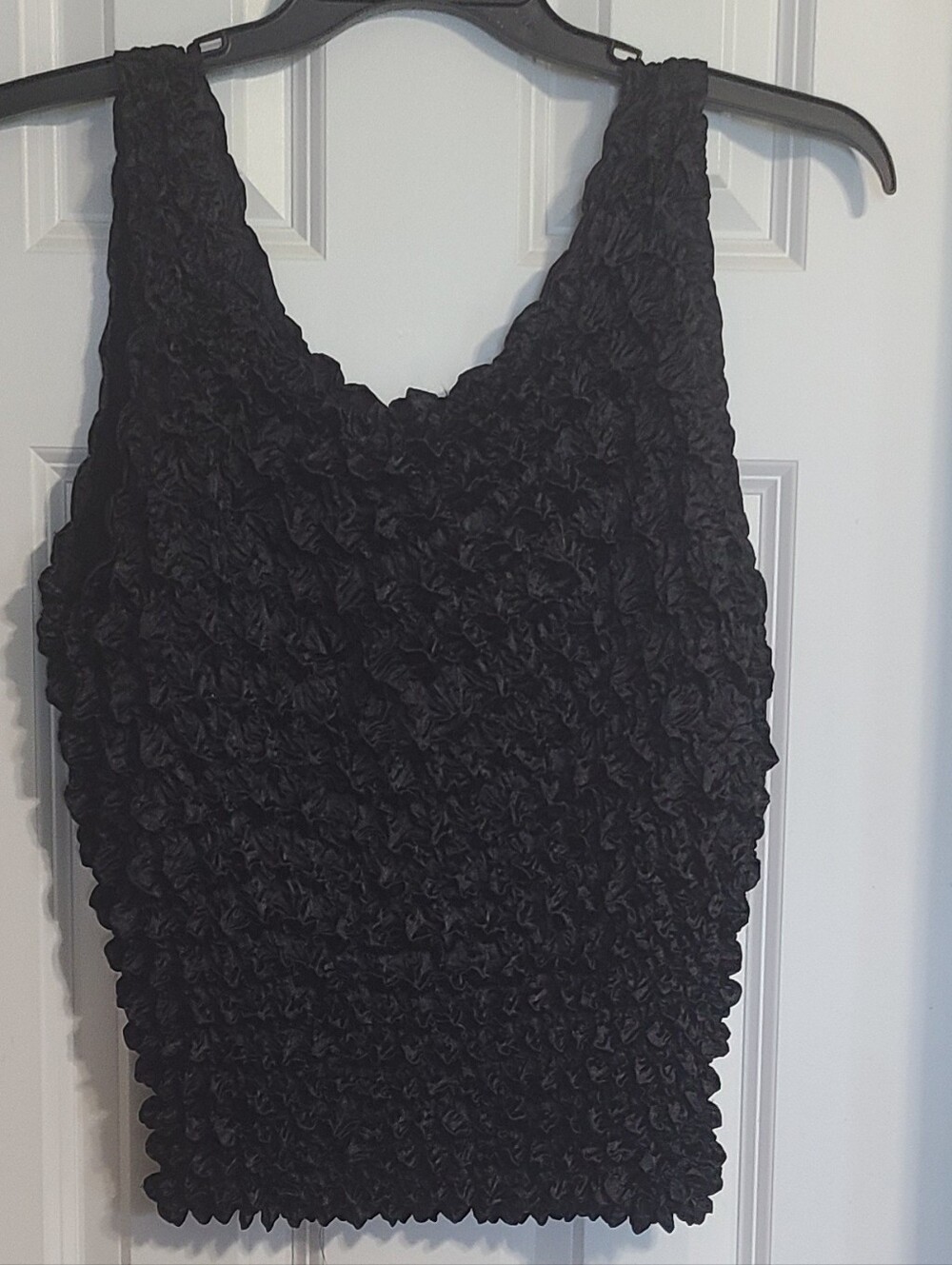 Women's Black Textured Camisole- Classic Sleeveless Style
